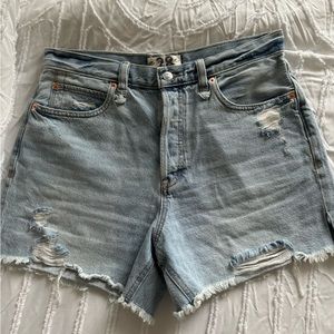 Free People jean shorts, size 28, worn once brand new perfect quality